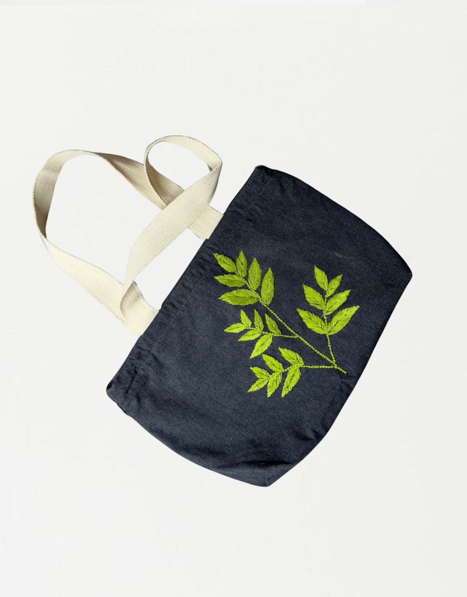 Kinank Green Echo Tote Bag - Image 5