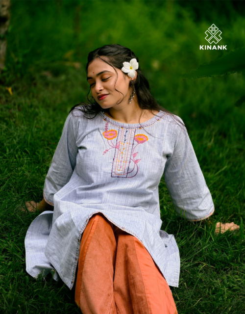 KINANK_BLOSSOM-Hand-Stitched Cotton kameez